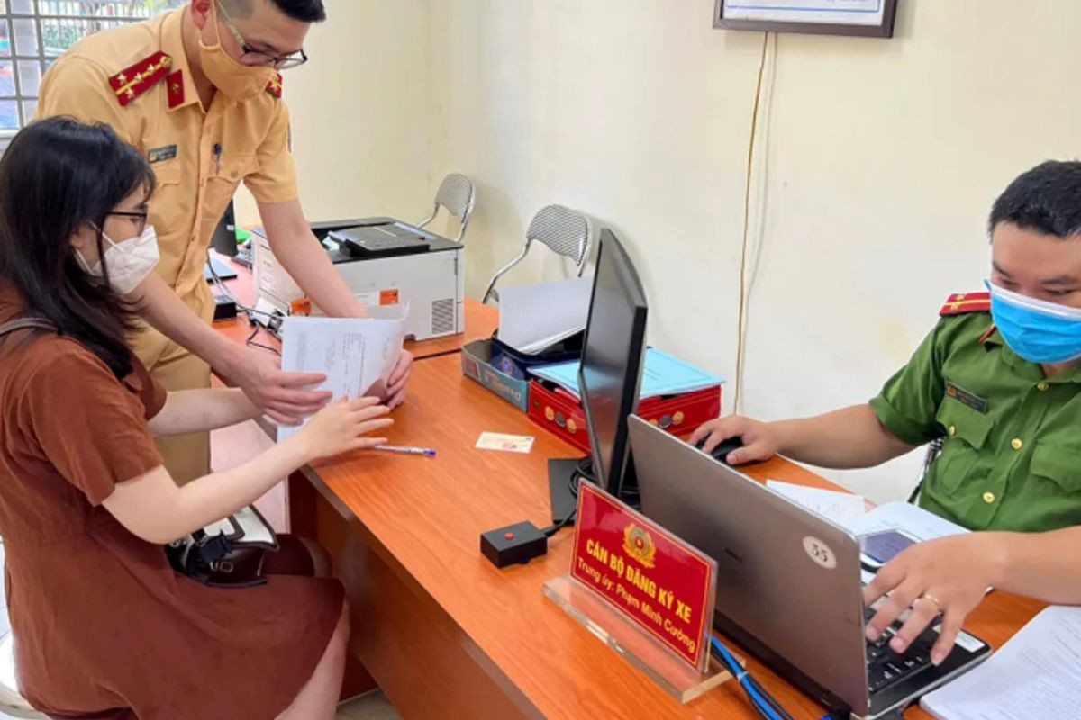 Cần chuẩn bị hồ sơ để nộp thuế trước bạ khi đăng ký xe tại Khánh Hòa