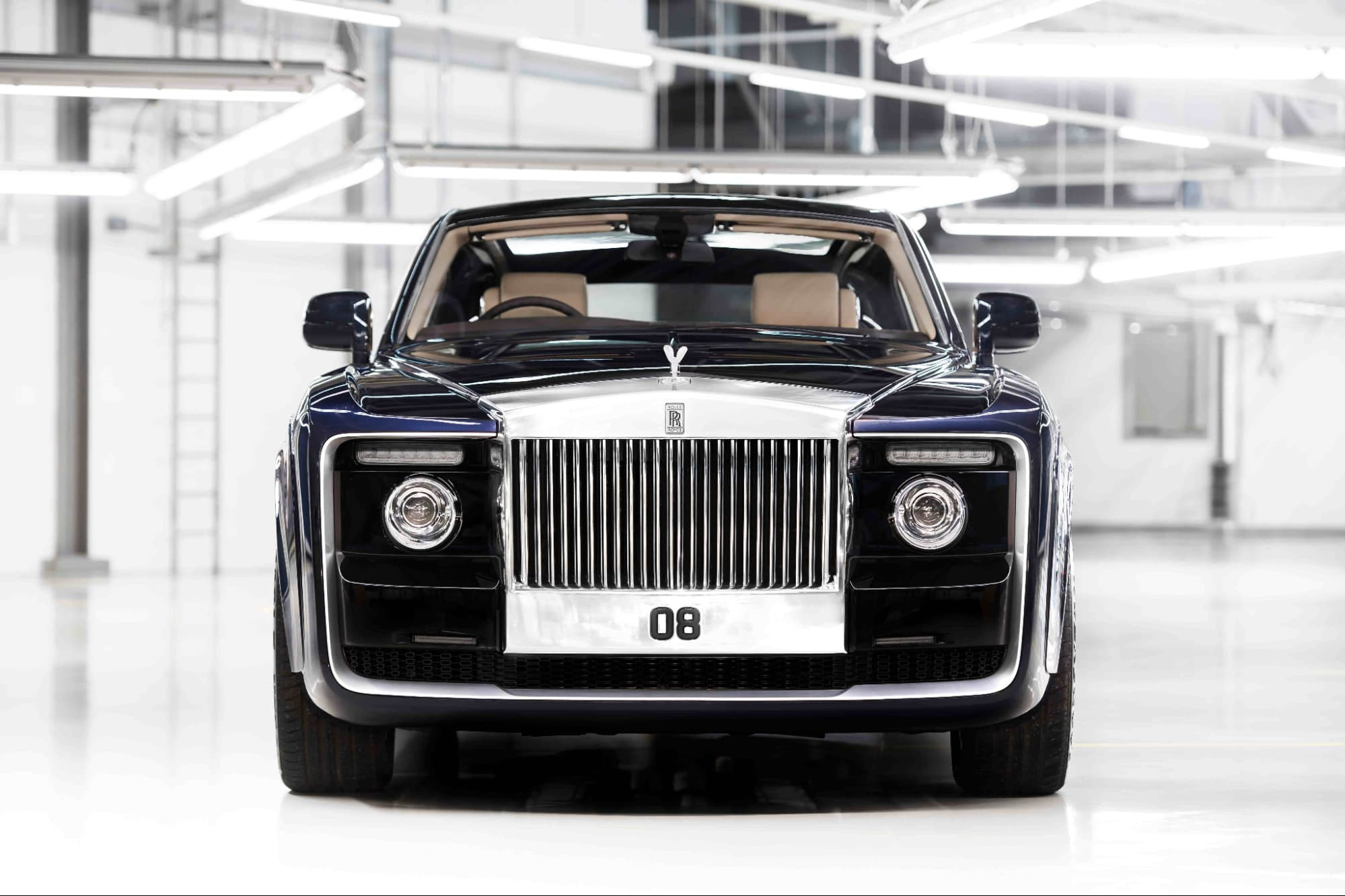 Rolls - Royce Sweptail có giá khoảng 13 triệu đô