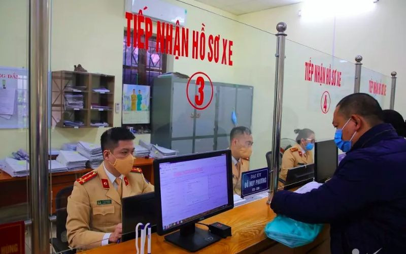 Nộp hồ sơ lên Cơ quan Công an cấp tỉnh để đăng ký biển số xe ô tô 20 tỉnh Thái Nguyên