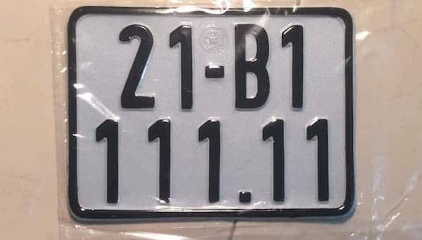 21-B1 là biển số xe máy thuộc Thành phố Yên Bái, tỉnh Yên Bái