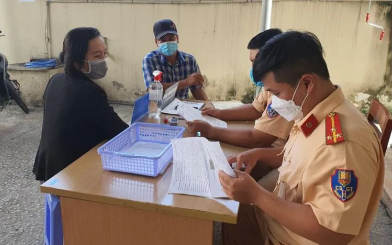 Để đăng ký biển số xe máy tỉnh Điện Biên, bạn cần đến Cơ quan Công an cấp huyện 