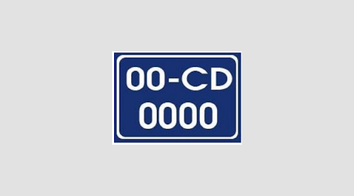 Biển số 80 nền xanh, chữ và số màu trắng, có thêm ký tự “CD” là biển số dành cho xe máy thuộc lực lượng công an